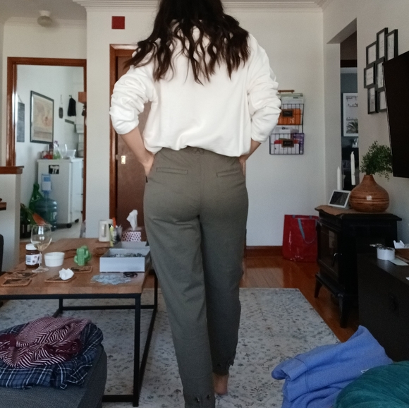 ⛔SOLD⛔🆕️ NWT H&M Cargo Pants in 'Dark Khaki Green' - Picture 13 of 14